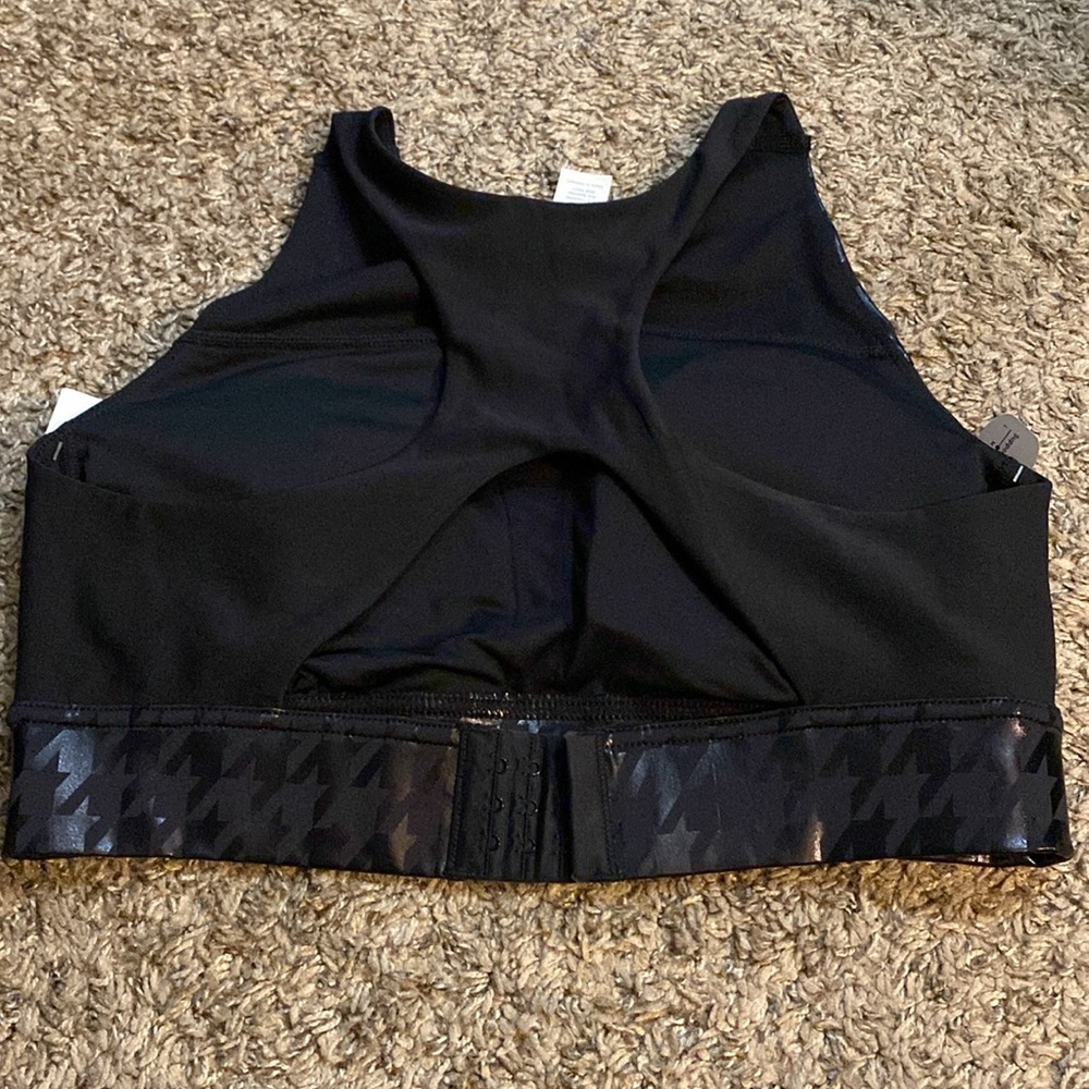 Women’s Xersion Sports Bra - Picture 6 of 6